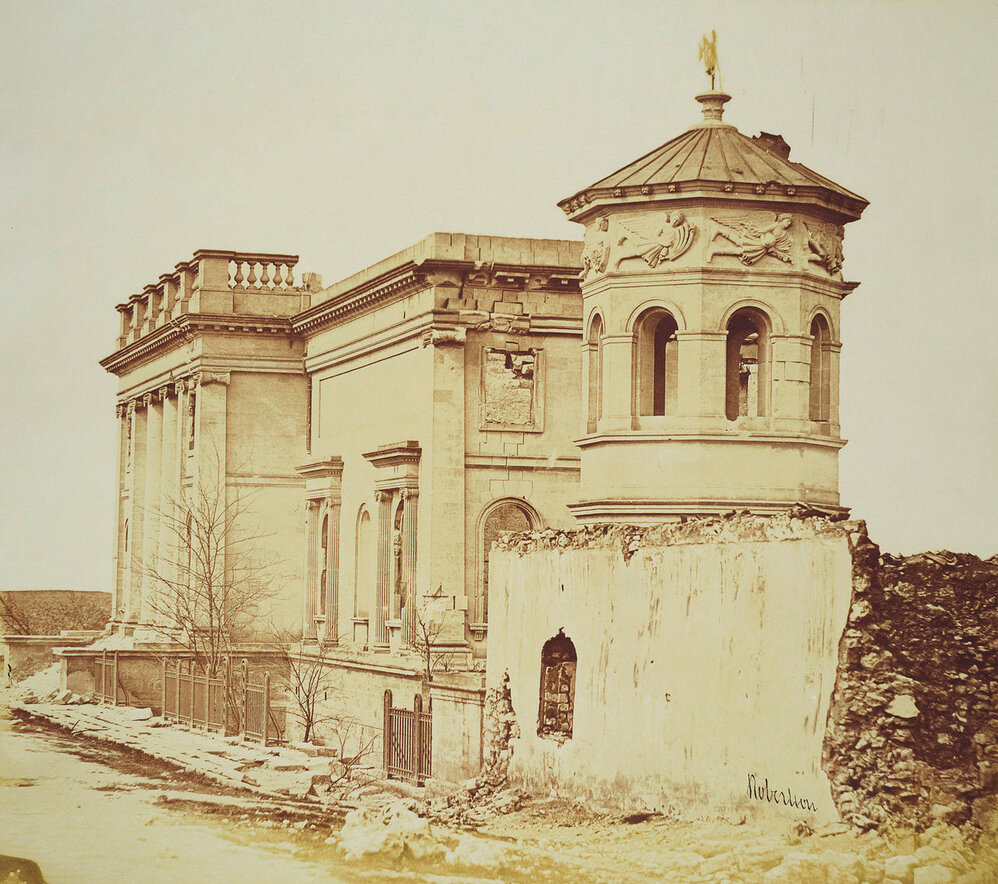 Морская библиотека и Башня ветров.jpg