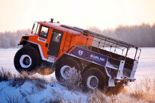 Вездеход «Бурлак» поможет изучить глубинное строение Антарктиды