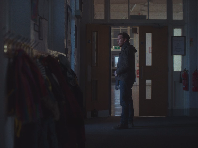 Сущность (2025) WEB-DLRip-AVC_ivanes.mkv_snapshot_00.10.29.379.png