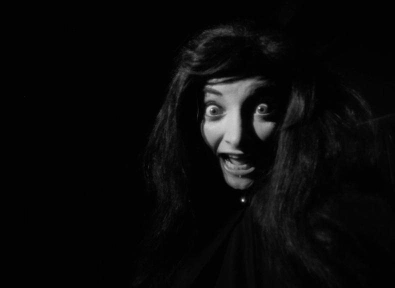 Признания сумасшедшей кошки.1968.BDRip AVC msltel.mkv_snapshot_00.39.25.655.jpg