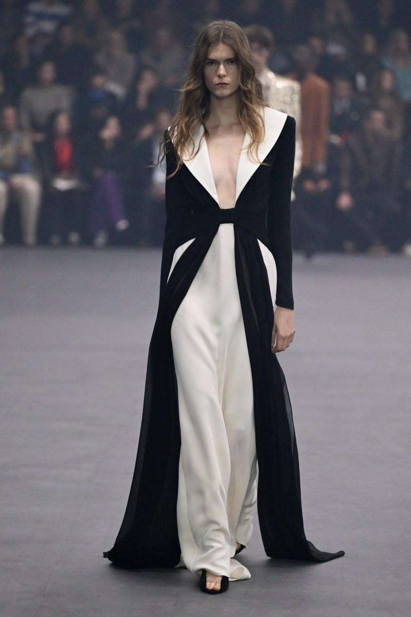 valentino-spring-26-r-gg-076.jpeg