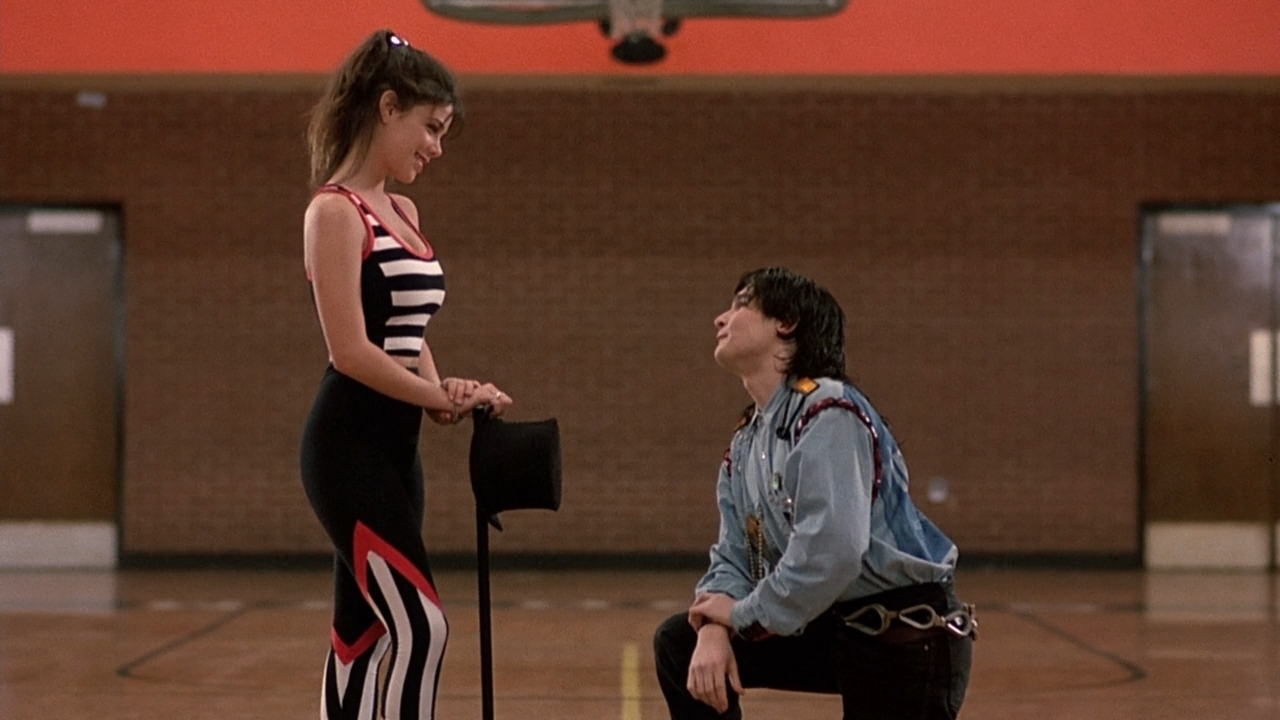 Задумай маленькую мечту.1989.BDRip 720p msltel.mkv_snapshot_01.00.38.301.jpg