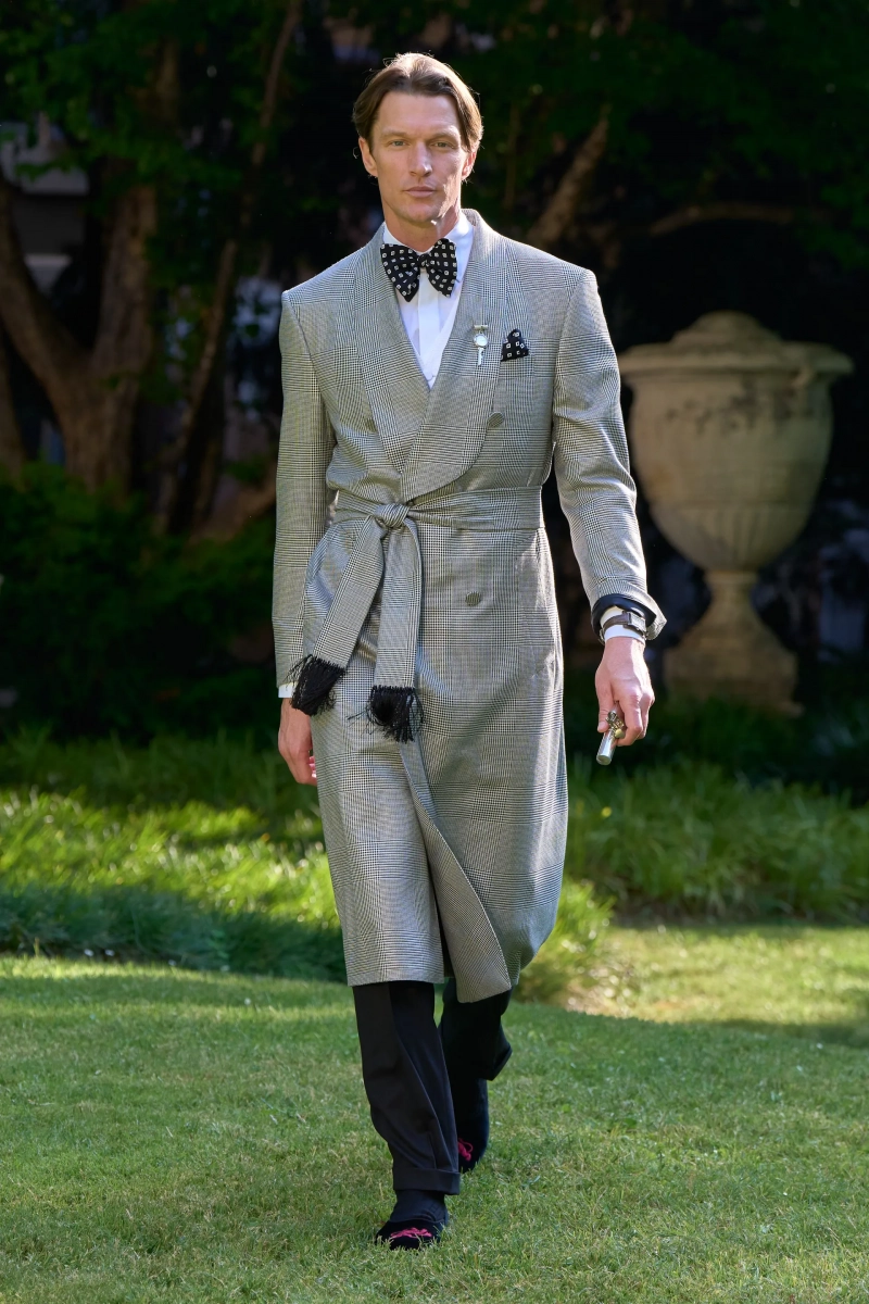 00047-dunhill-spring-2026-menswear-credit-brand.webp