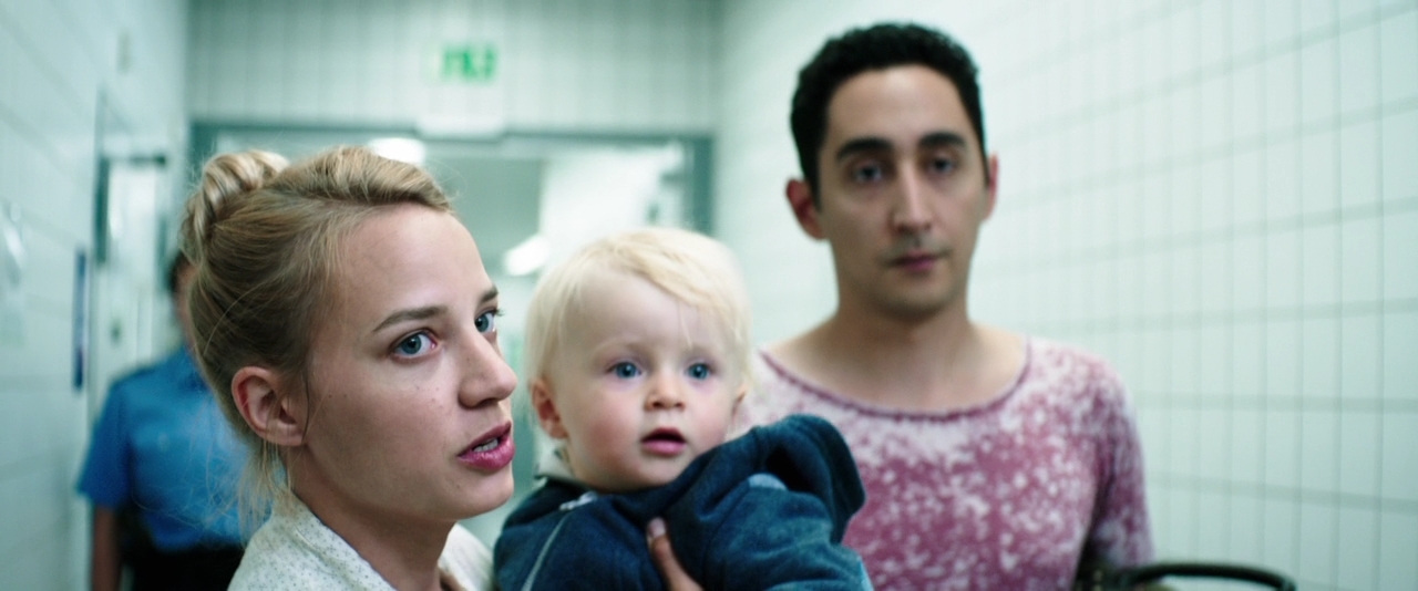 3 турка и 1 младенец.2015.BDRip 720p msltel.mkv_snapshot_01.13.40.280.jpg