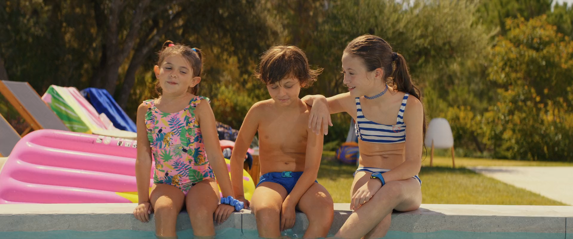 El casoplon 2025 WEB-DL 1080p.mkv_snapshot_00.50.28.png