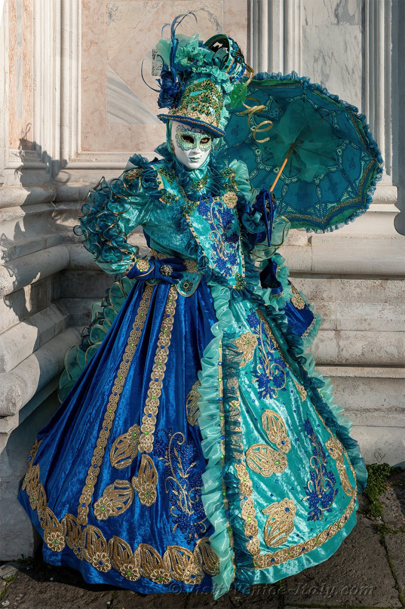 carnival-venice-2024-costume-masks-057.jpg