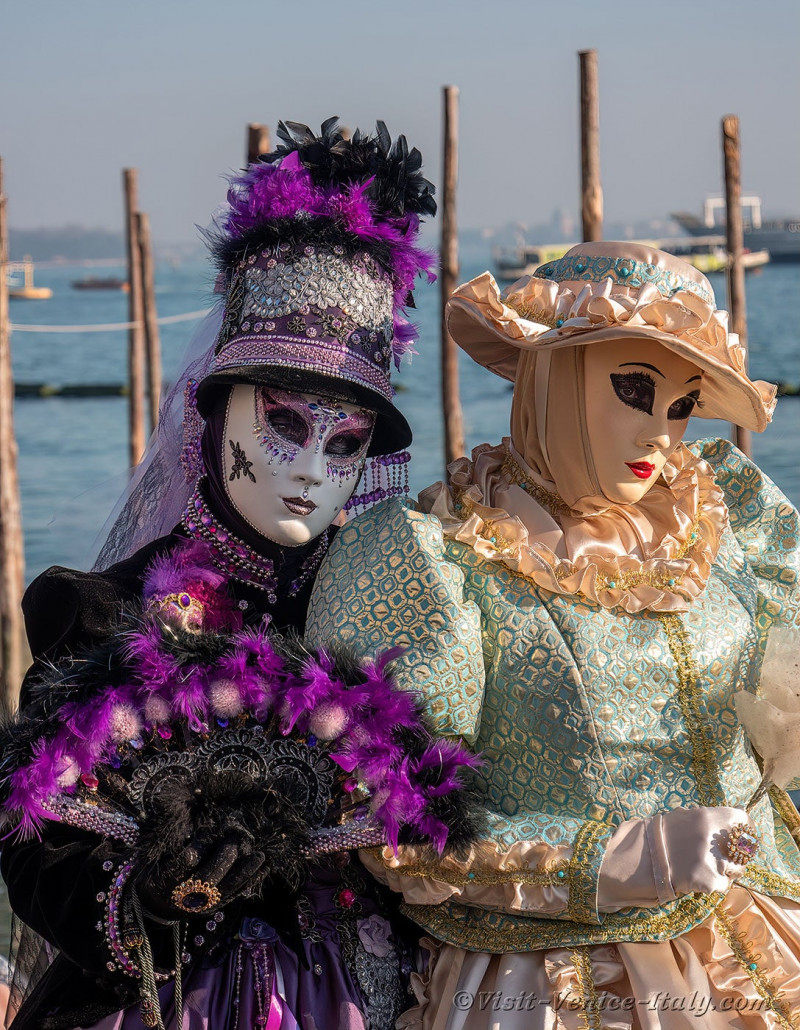 venice-carnival-mask-costume-saint-mark-068.jpg