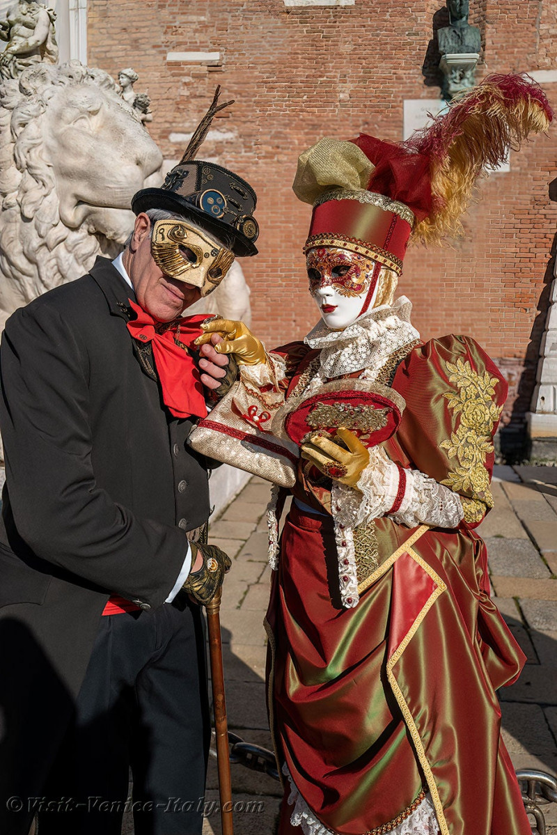 venice-carnival-mask-costume-arsenal-169.jpg