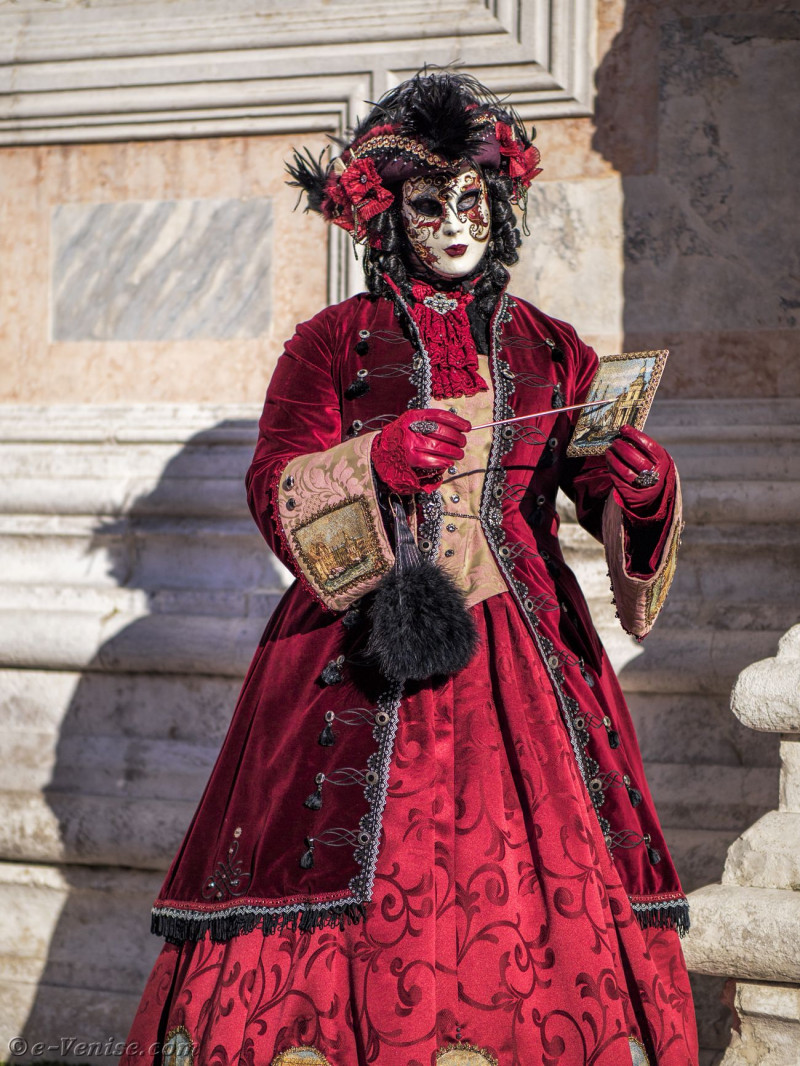 venice-carnival-mask-costume-0648.jpg