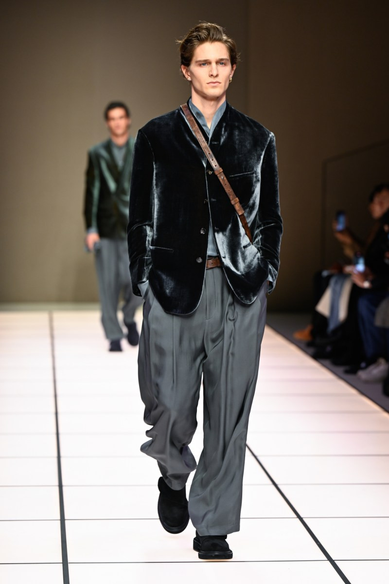 giorgio-armani-milan-fw26-men-rtw-r-gg-007.jpg