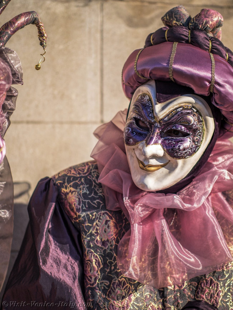 venice-carnival-mask-costume-0688.jpg