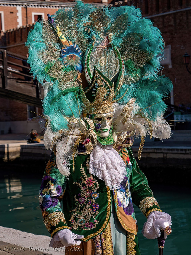 venice-carnival-mask-costume-arsenal-453.jpg