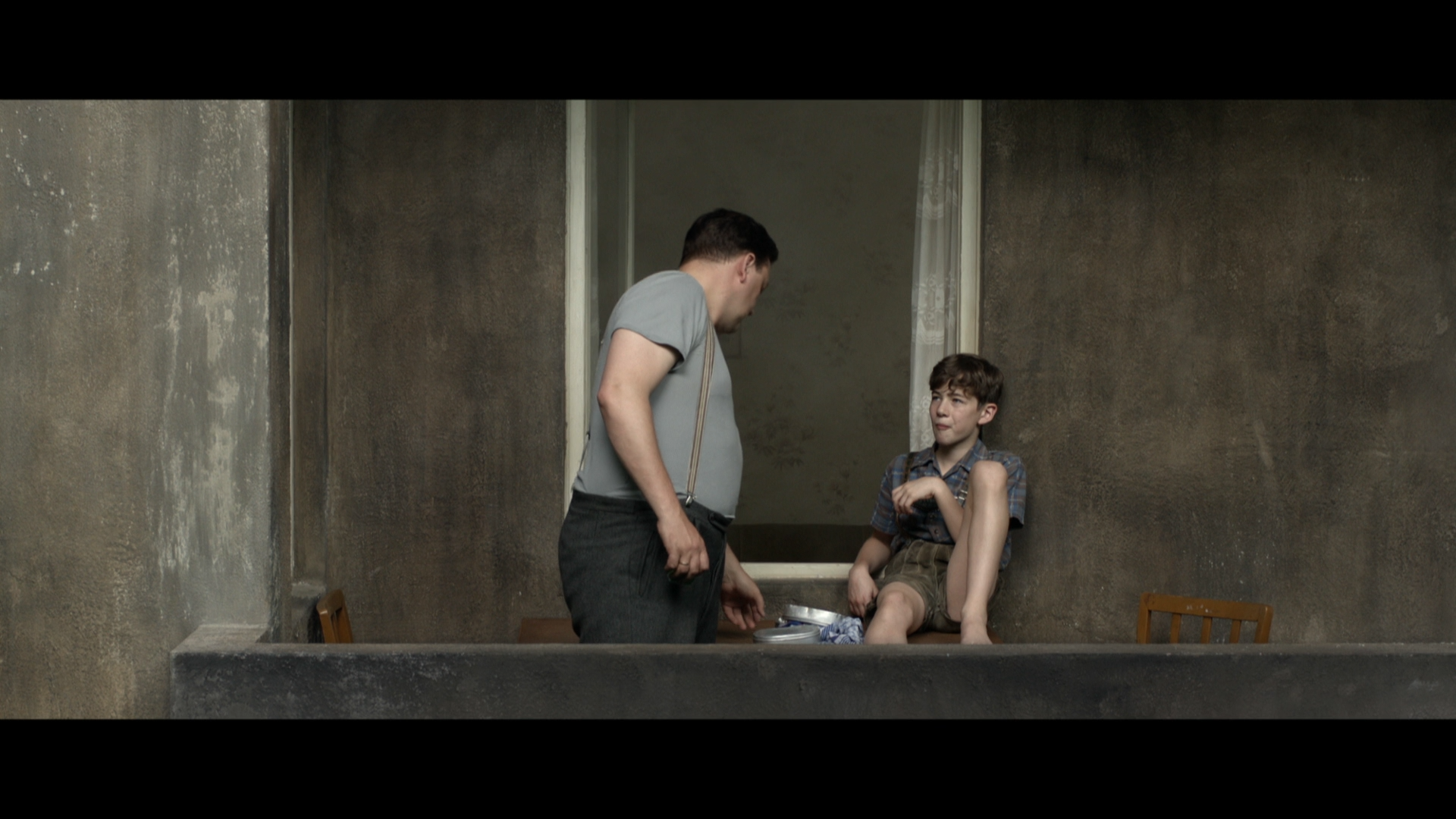 Junges Licht 2016 BDRemux 1080p.mkv_snapshot_01.05.25.png