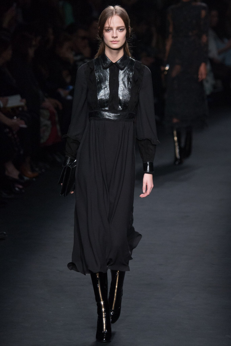 015-valentino.jpg