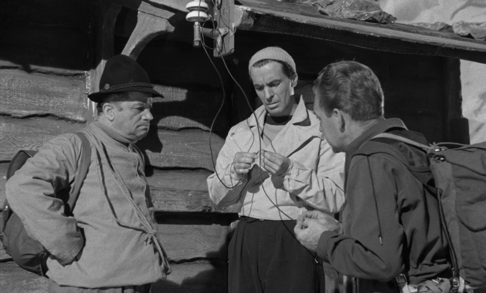 Ужас Тролленберга.1958.BDRip AVC msltel.mkv_snapshot_00.42.28.867.jpg