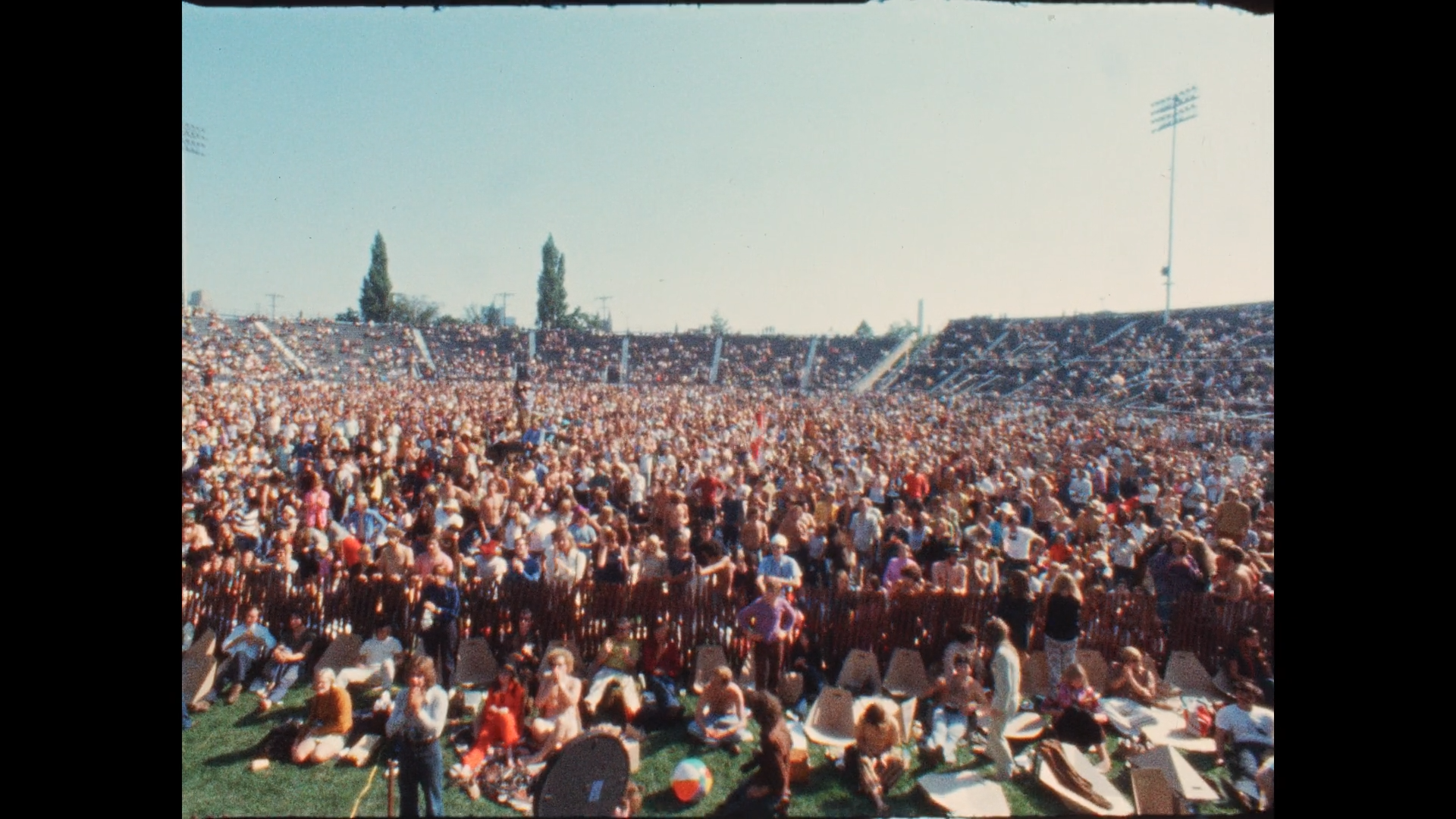 Revival69.Concert.That.Rocked.World.2022.WEB.1080p-ylnian.mkv_snapshot_00.00.45.623.png