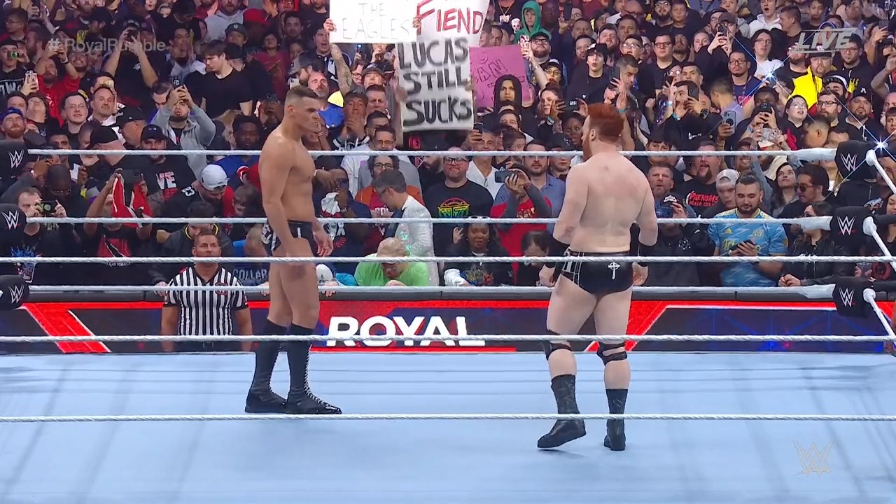 2023.01.28 WWE Royal Rumble match 2023.mp4_snapshot_00.10.41_[2026.02.06_10.48.53].jpg