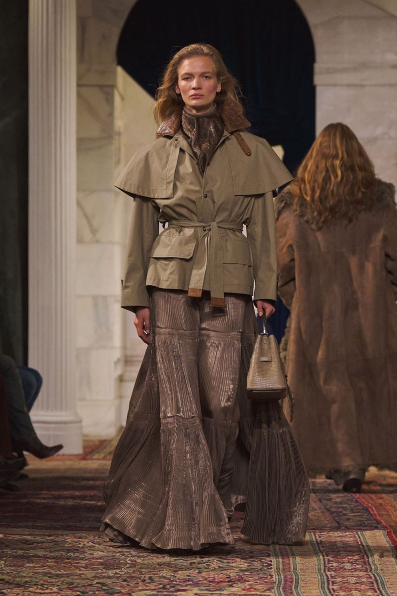 Ralph-Lauren-Fall-Winter-2026-2027-New-York-Runway-Magazine-14.jpg