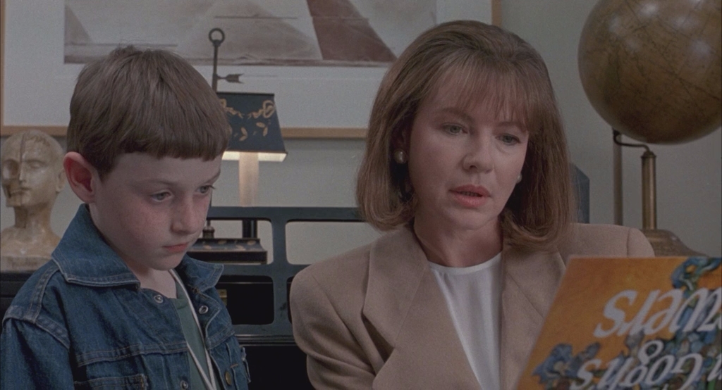 Маленький человек.1991.BDRip AVC msltel.mkv_snapshot_00.18.43.164.jpg