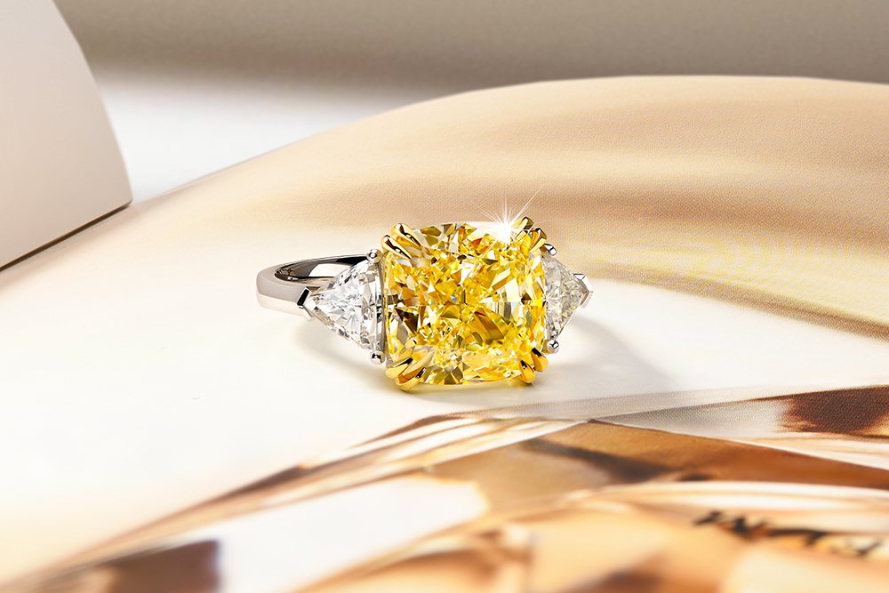 Сияние совершенства: как выбрать бриллиантовое кольцо, которое останется в веках