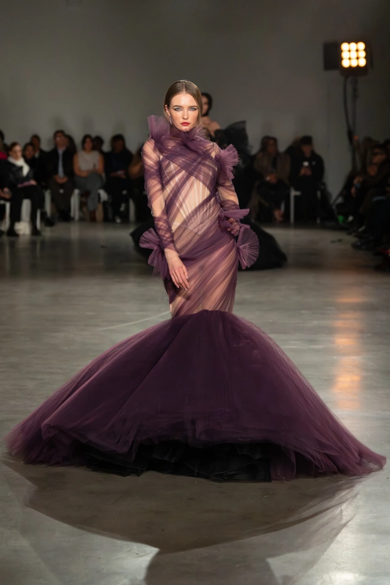 00052-christian-siriano-fall-2026-ready-to-wear-credit-gorunway.webp