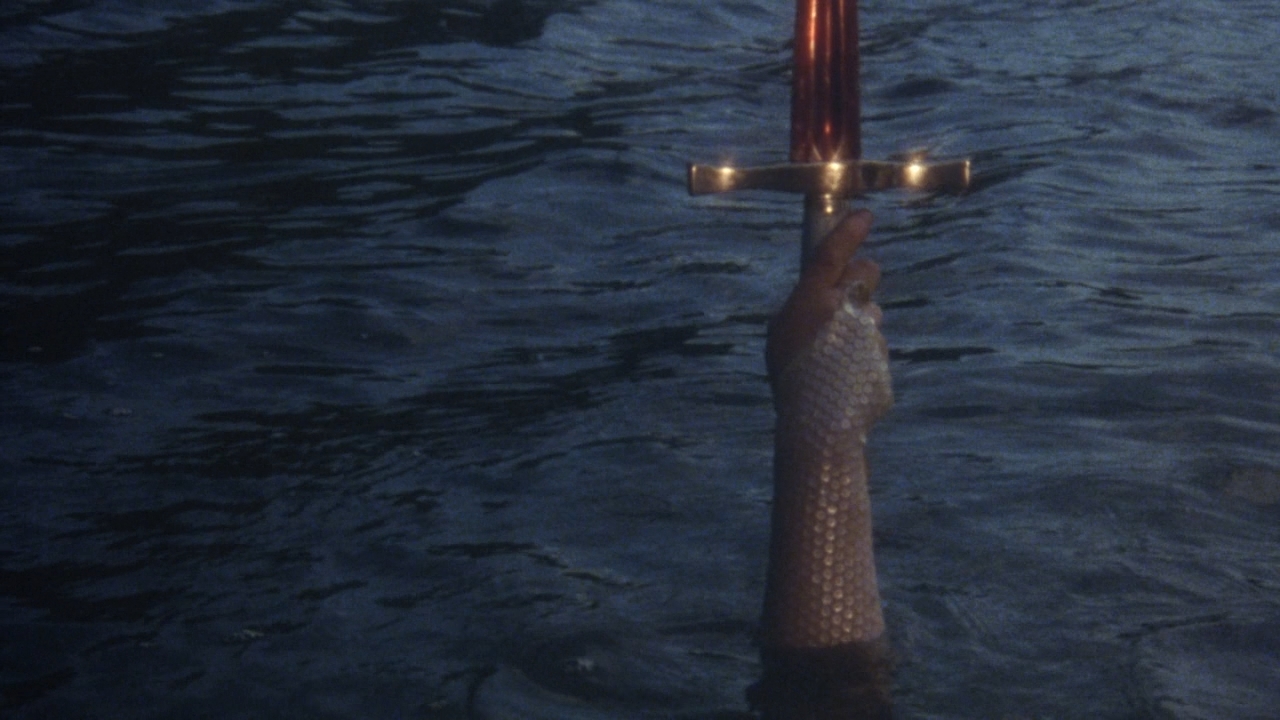 Экскалибур.1981.BDRip 720p msltel.mkv_snapshot_02.16.35.218.jpg