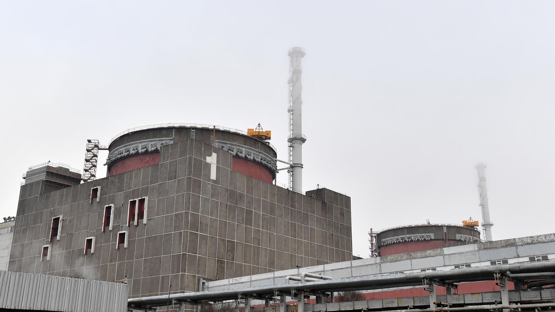 Путин регулярно следит за ситуацией на ЗАЭС, заявил Лихачев