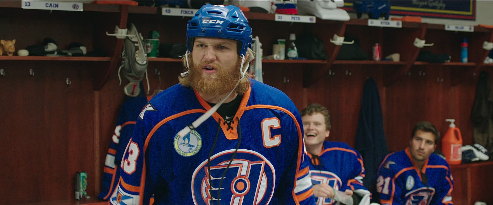 Goon. Last of the Enforcers (2017).mkv_snapshot_00.44.09.063.jpg