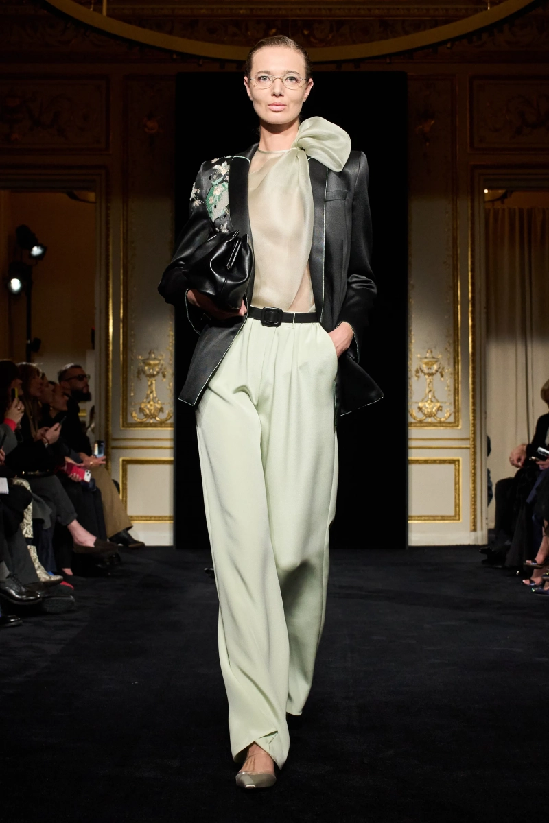 00004-armani-prive-spring-2026-couture-credit-gorunway.webp