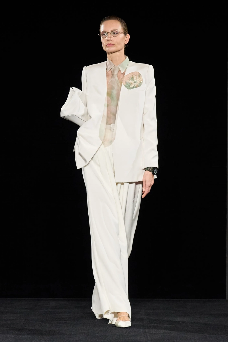 00001-armani-prive-spring-2026-couture-credit-gorunway.webp