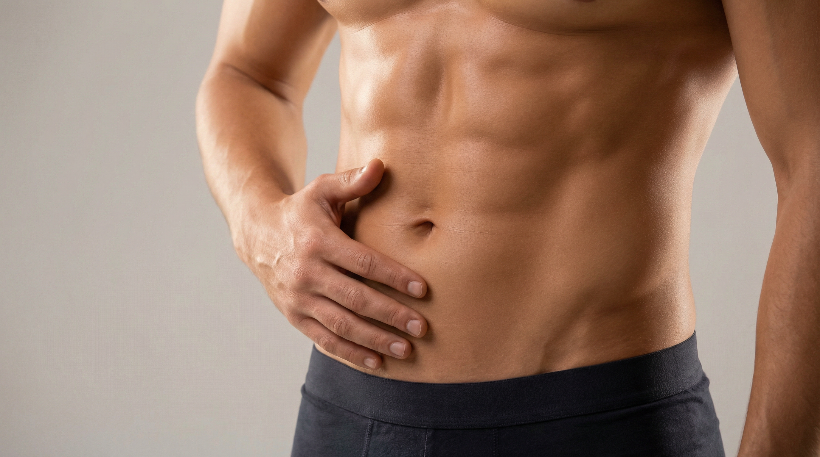 результат лазерной эпиляции живота у мужчин — гладкая кожа без раздражения