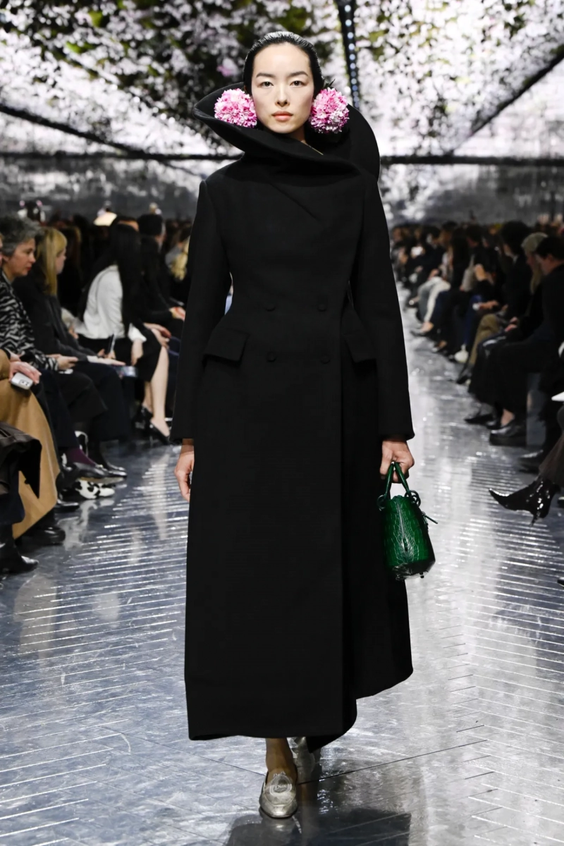 christian-dior-spring-2026-rtw-hc-r-gg-0020.webp