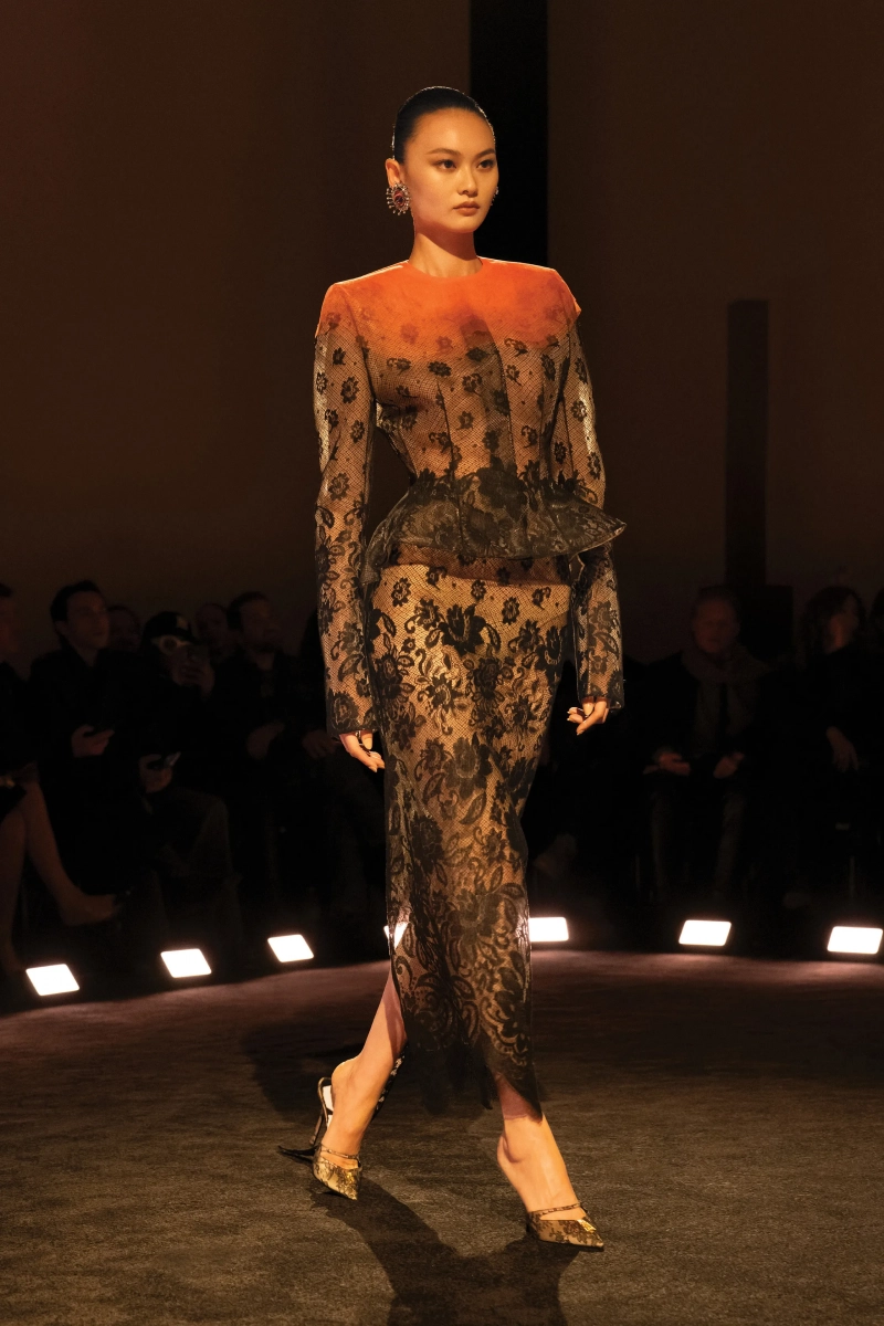 00004-schiaparelli-spring-2026-couture-credit-brand.webp