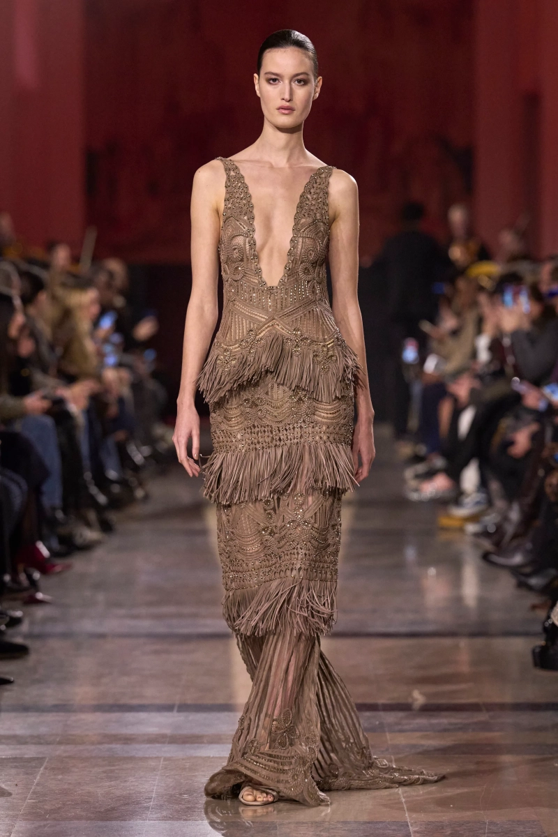 00031-elie-saab-spring-2026-couture-credit-gorunway.webp