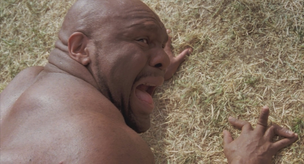 Большой Стэн.2007.BDRip AVC msltel.mkv_snapshot_00.47.11.992.jpg