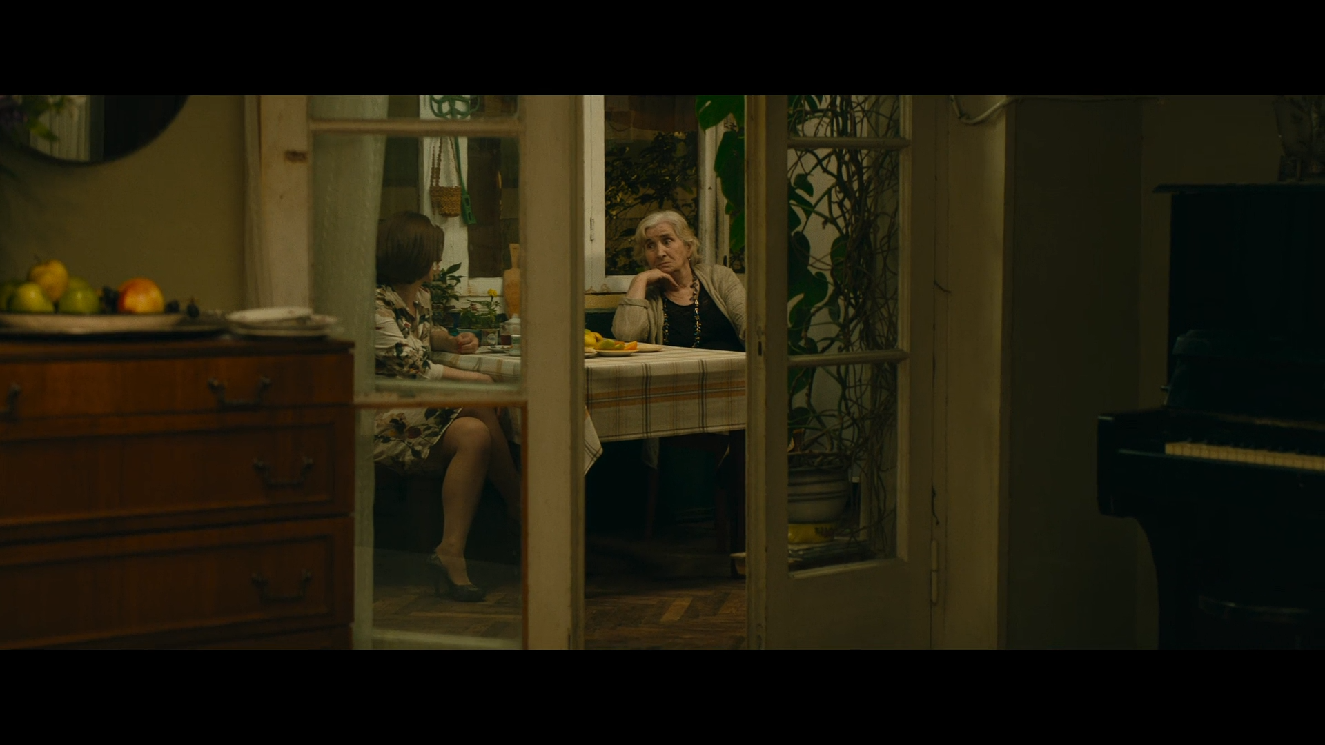 Моя.счастливая.семья.2017.1080p.WEB.DDP5.1.H.264_skurin.mkv_snapshot_00.15.11.756.png