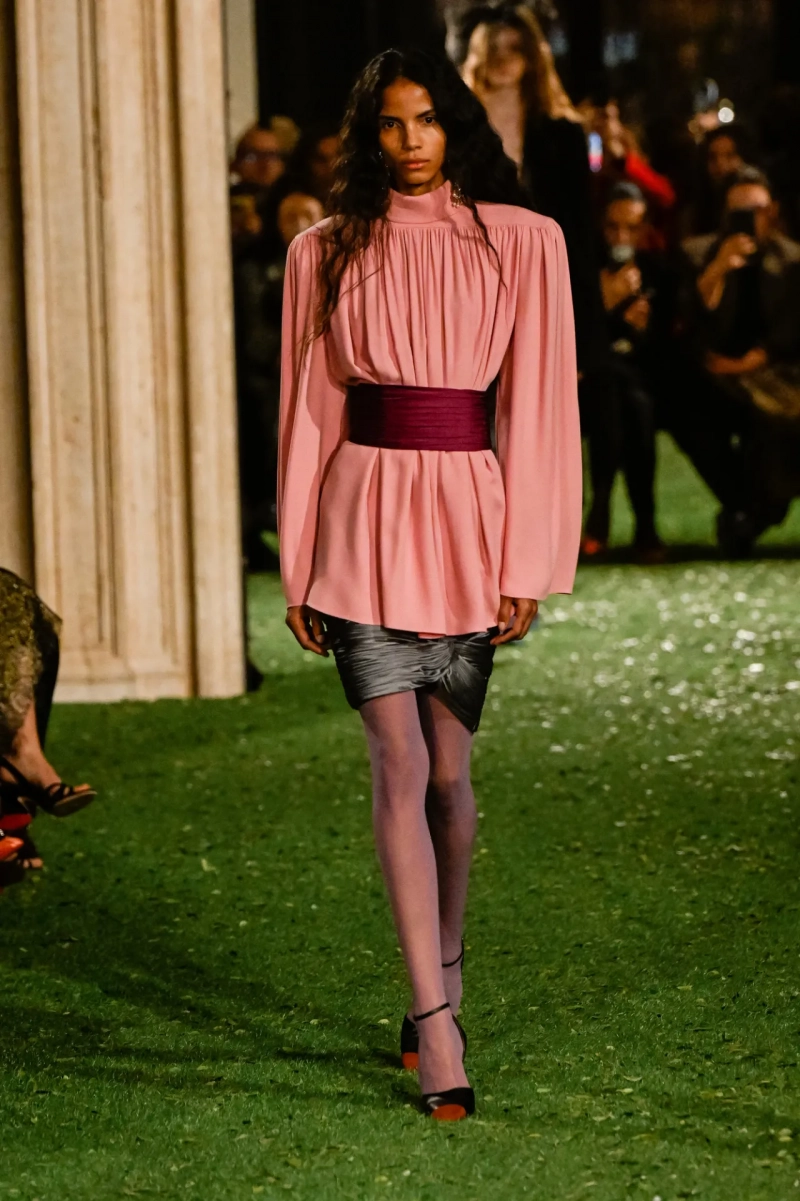 valentino-fall-26-rtw-GG-003.webp