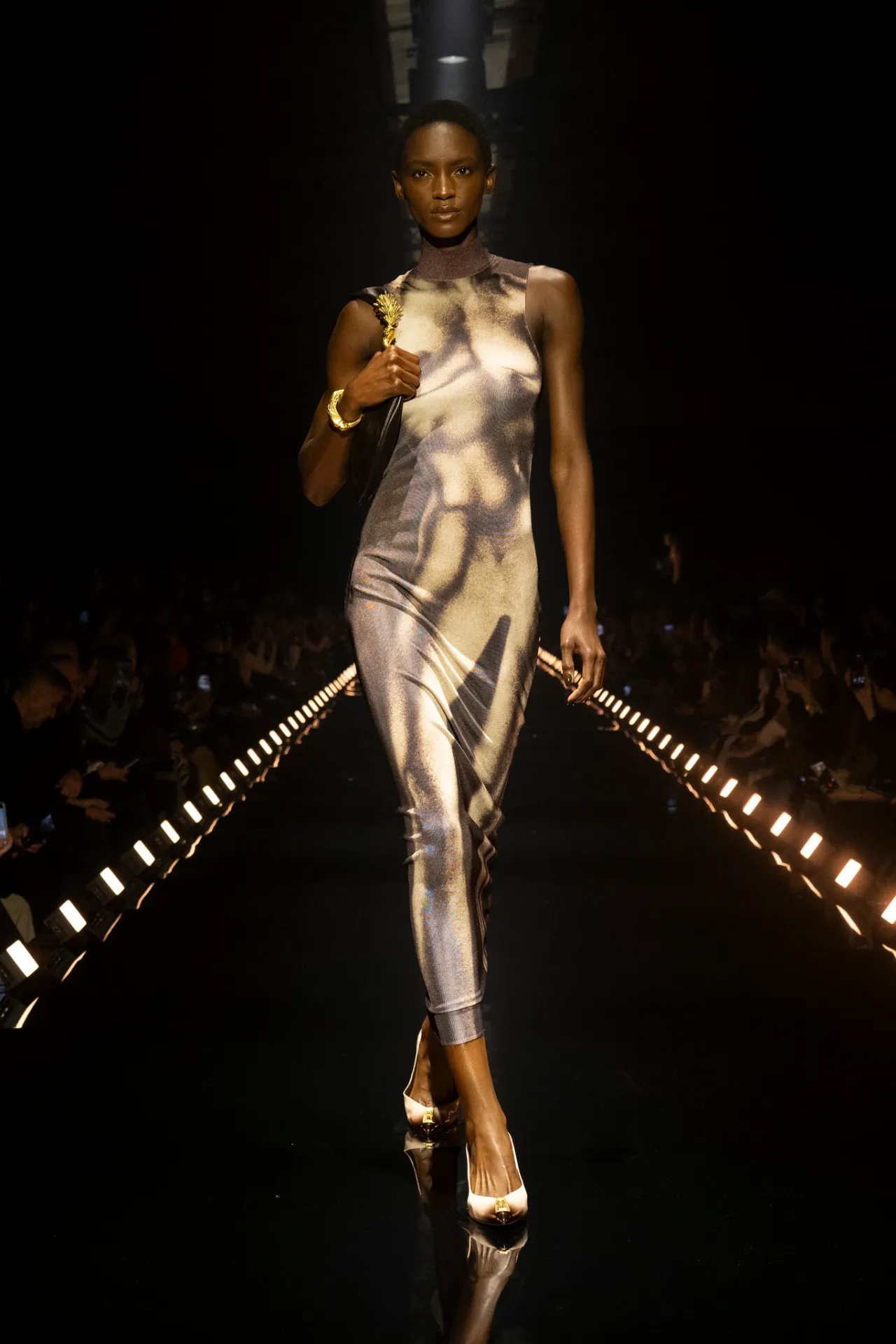 schiaparelli-fall-2026-rtw-pfw-r-ctsy-022.webp