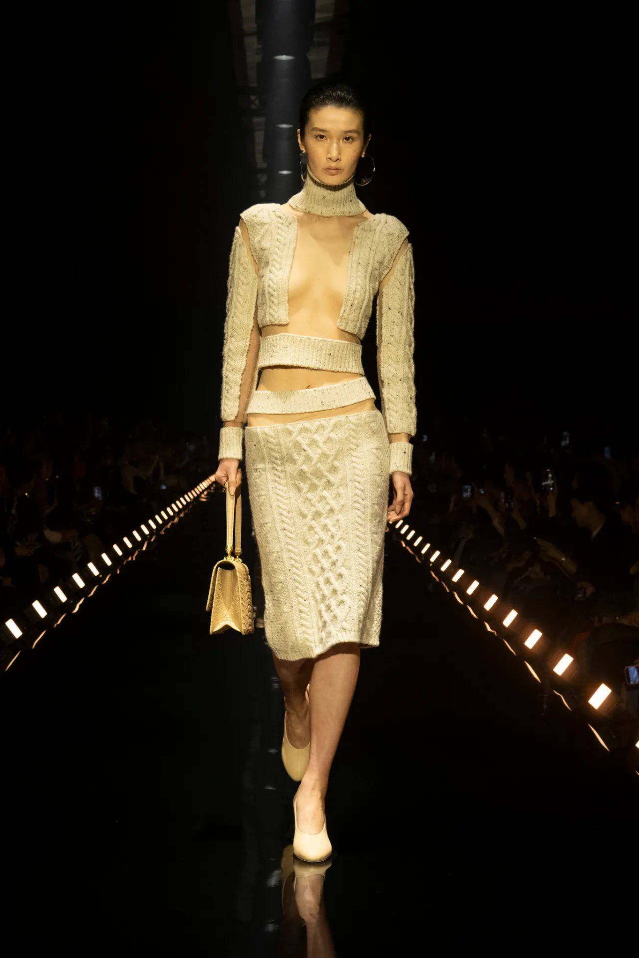 schiaparelli-fall-2026-rtw-pfw-r-ctsy-012.webp