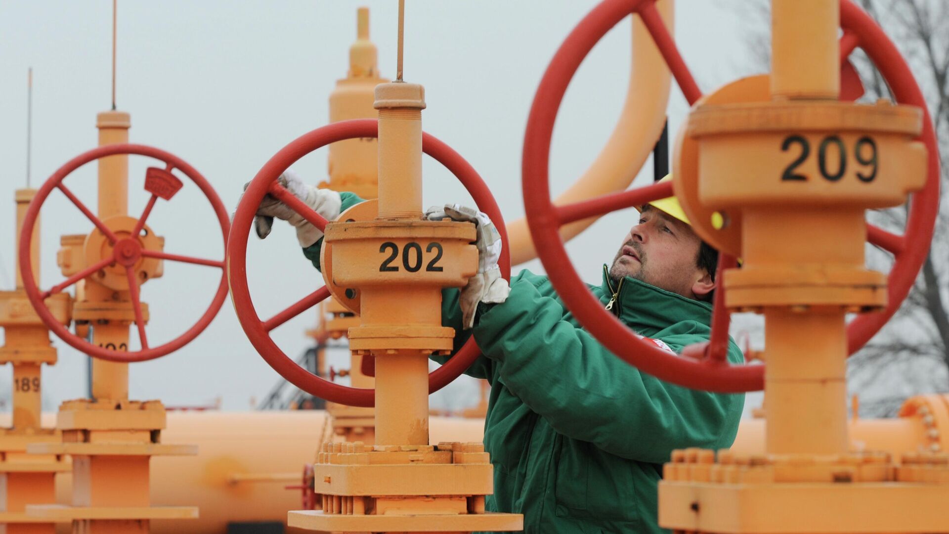 Биржевые цены на газ в Европе снижаются