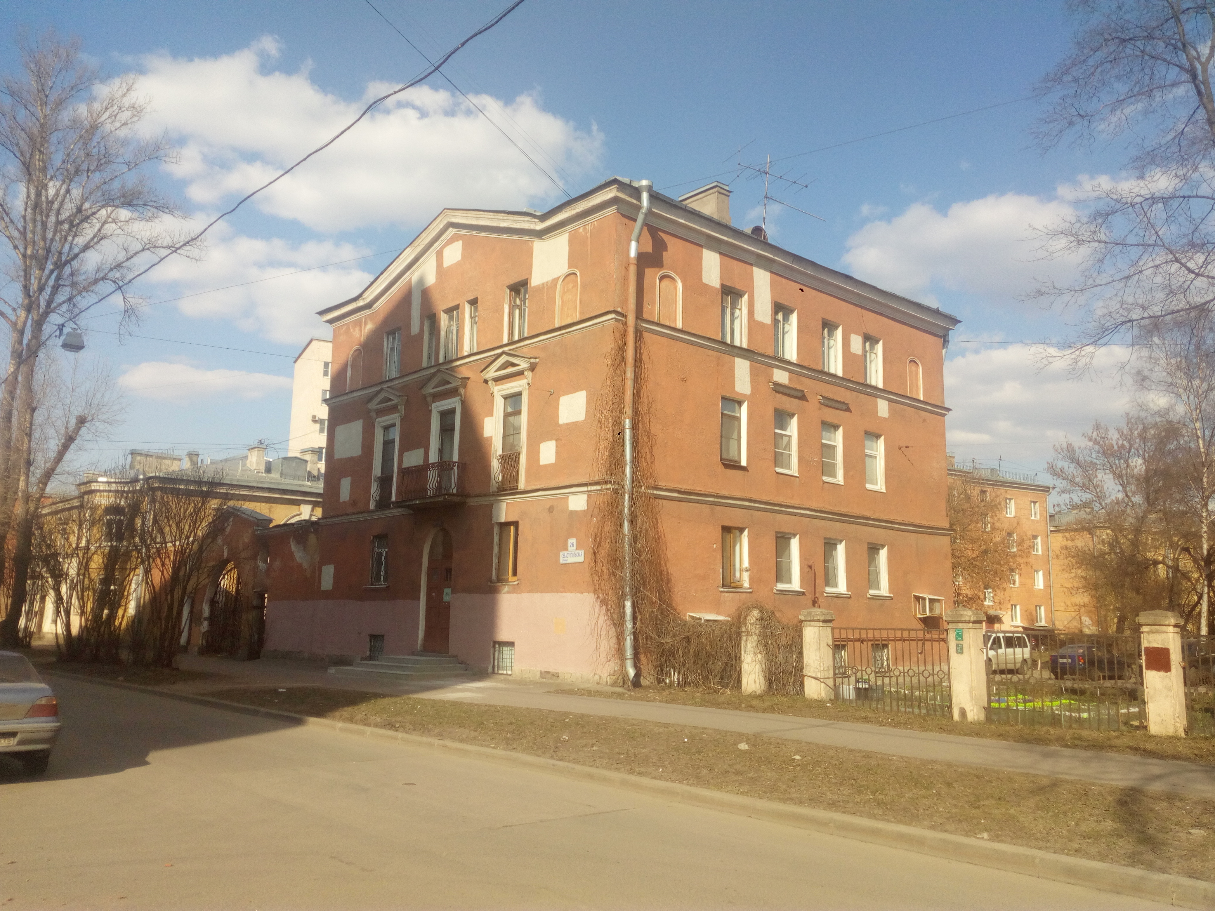 Севастопольская 26.jpg