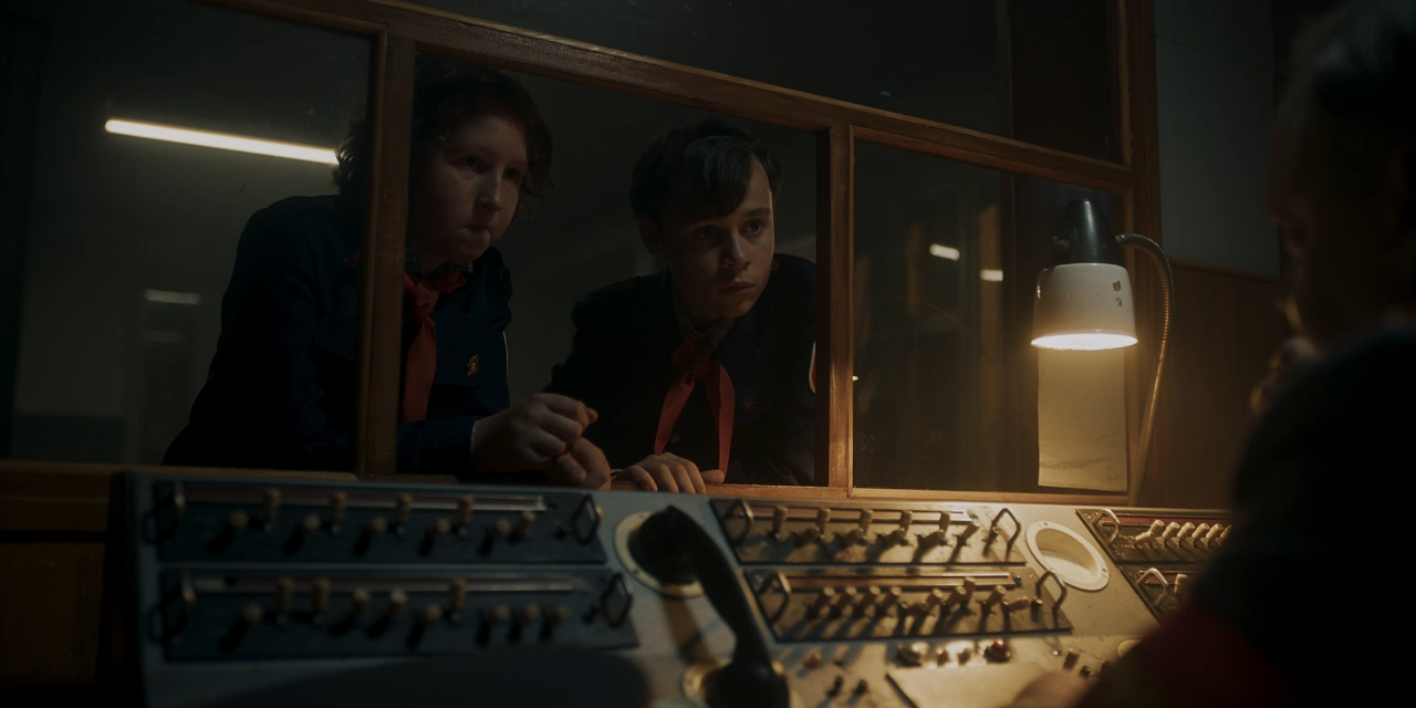 Radar.S01.E01.2026.WEB-DL.720p.ExKinoRay.mkv_snapshot_29.04.png