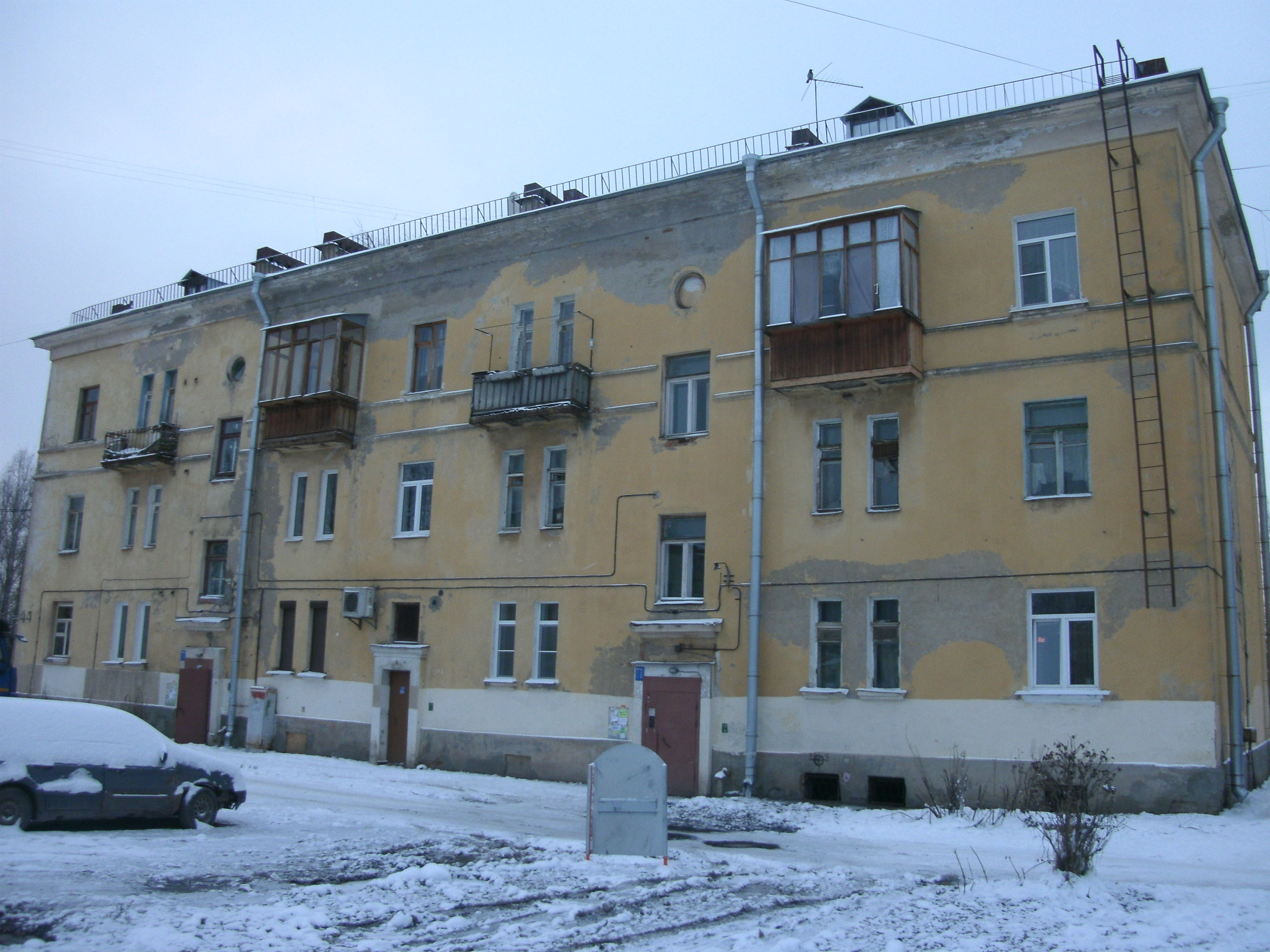 Колпино, Загородная 44к1_3.JPG