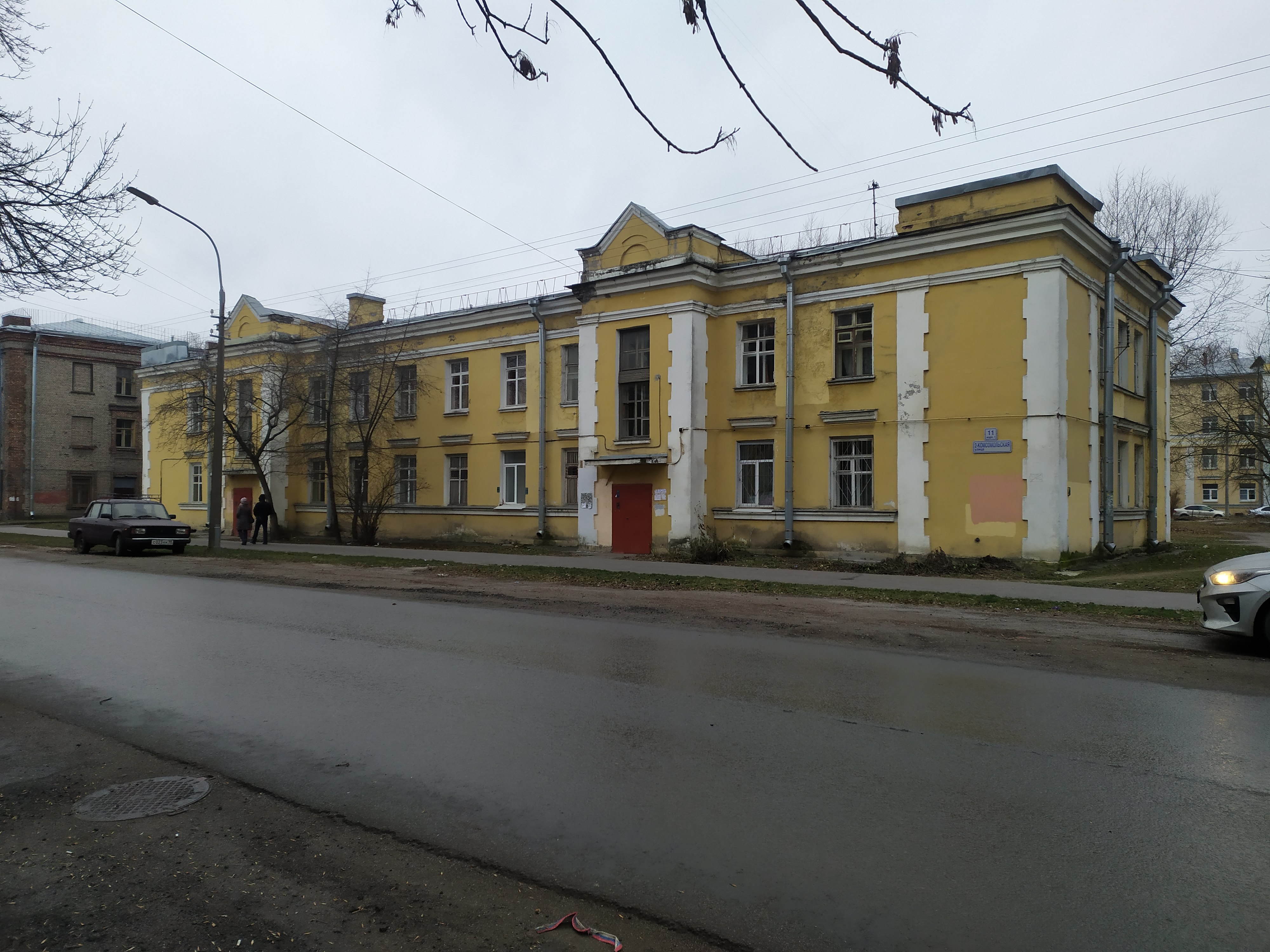 2-я Комсомольская 11к1.JPG