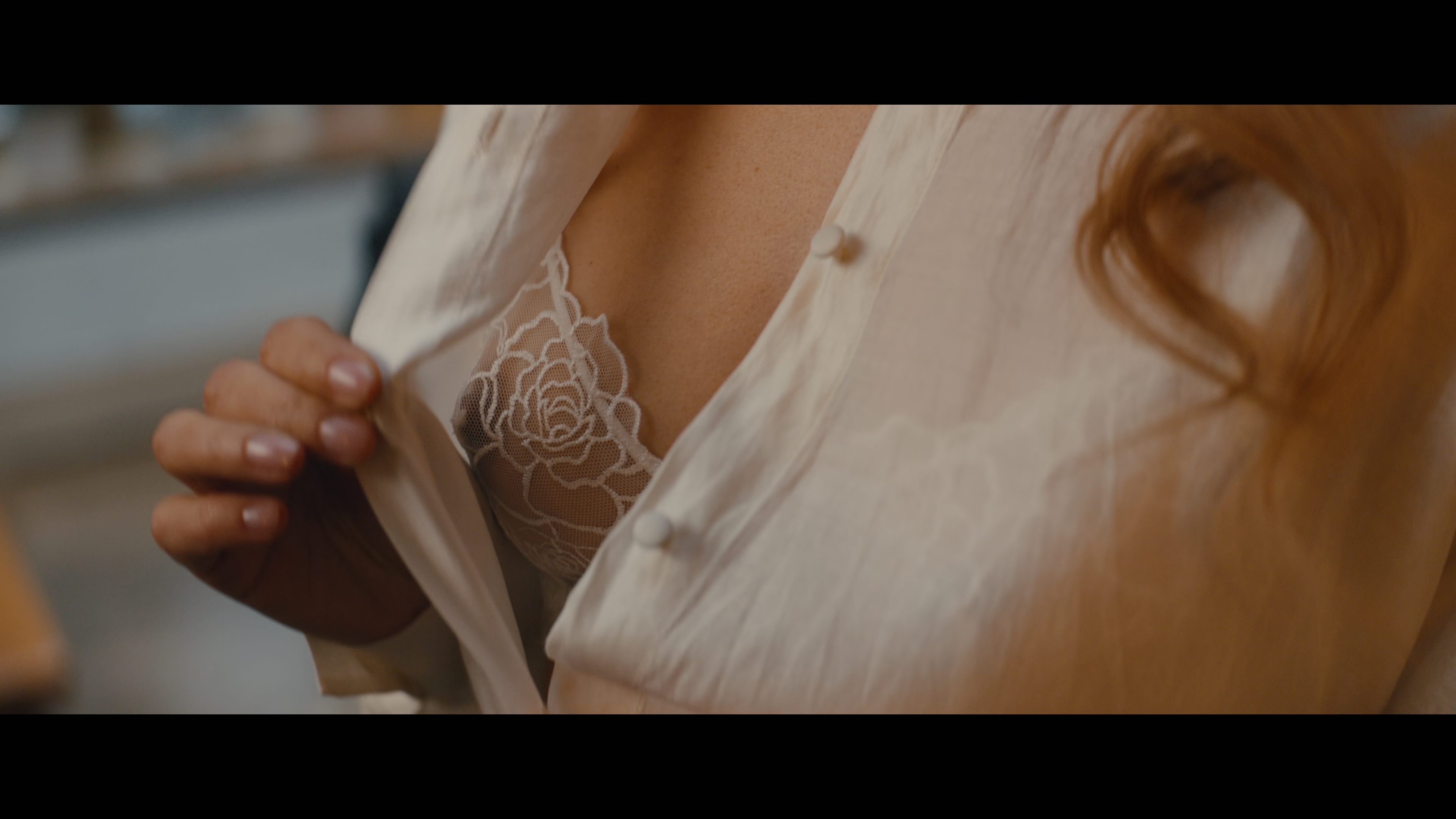 Iskusstvo.soblazna.S02.E07.2026.WEB-DL.HEVC.2160p.SDR.ExKinoRay.mkv_snapshot_00.04.590.jpg