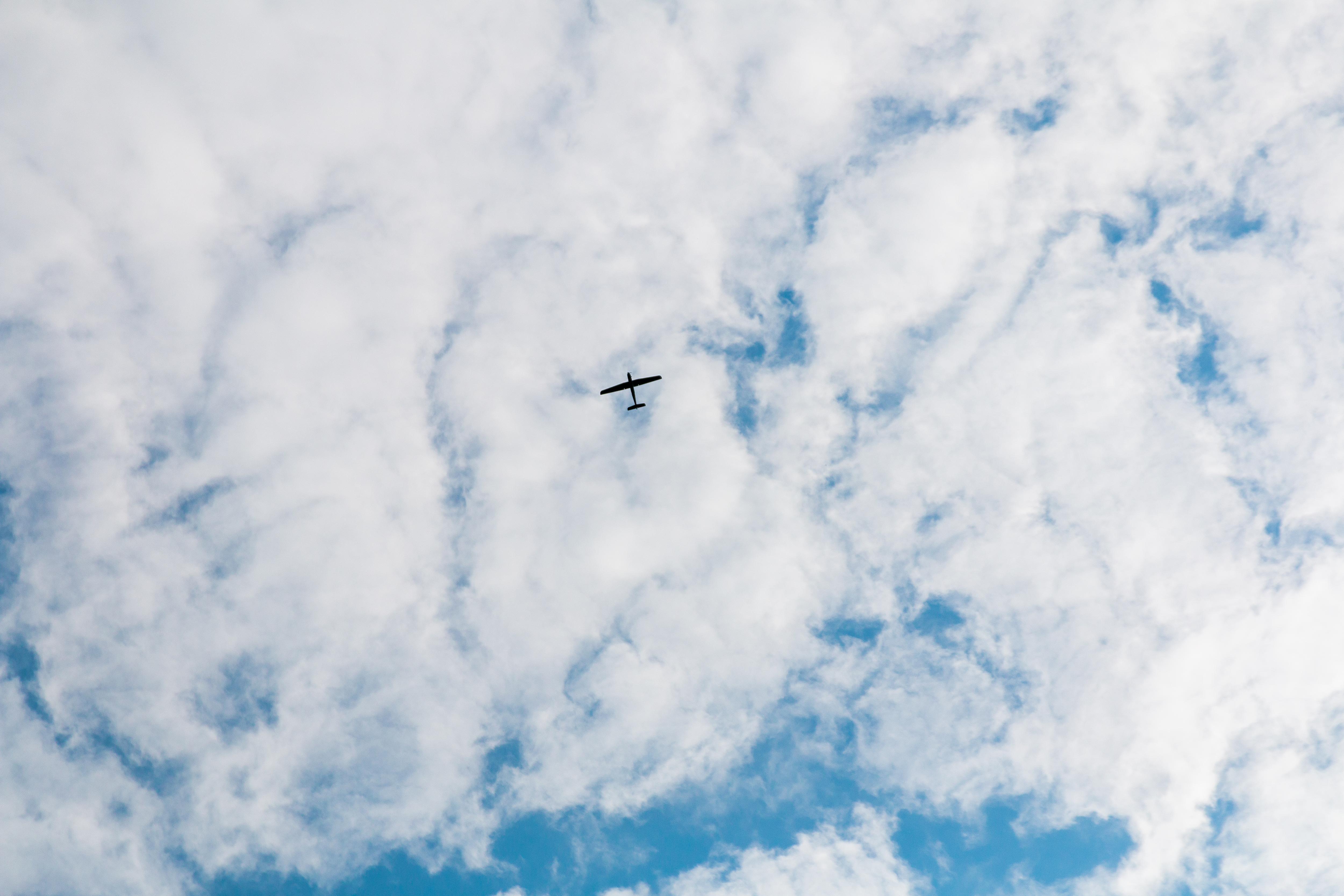 Удары беспилотников по Уралу: Пермь в режиме угрозы и закрытые аэропорты