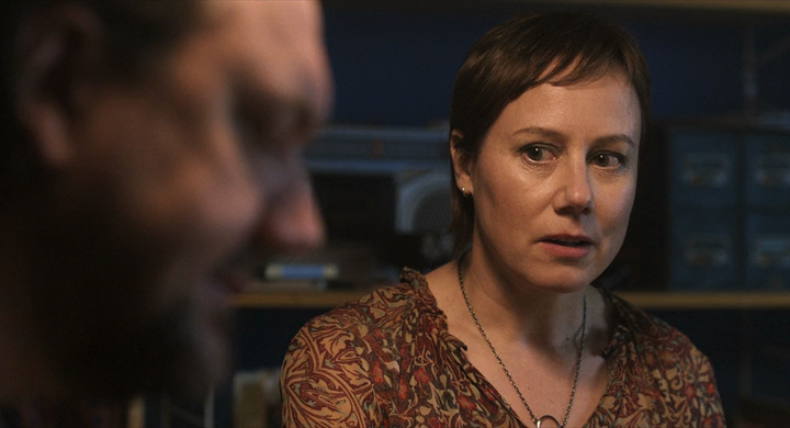 The.Hero.Of.Friedrichstrasse.Station.2025.DUB.BDRip.x264.seleZen.mkv_20260505_145250.361.png