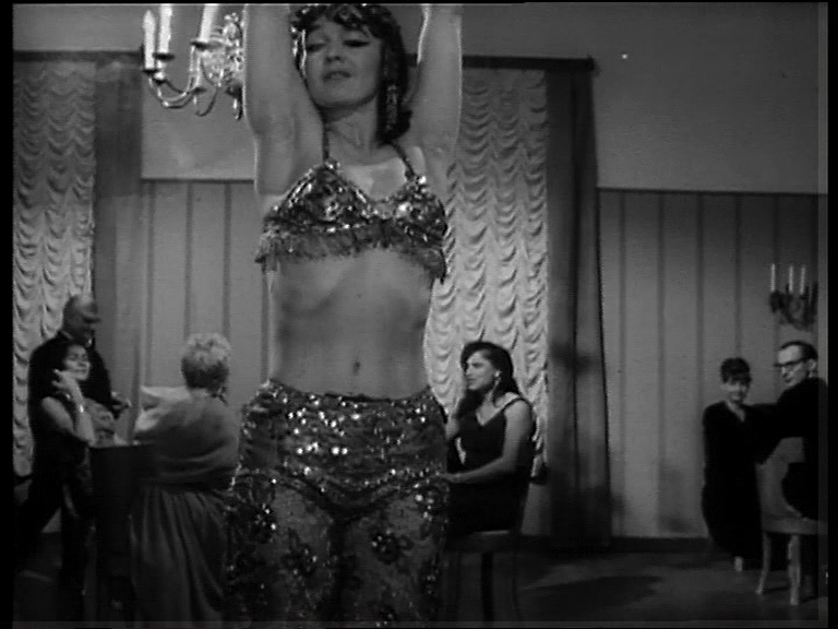 dvd_snapshot_00.34.06.240.png