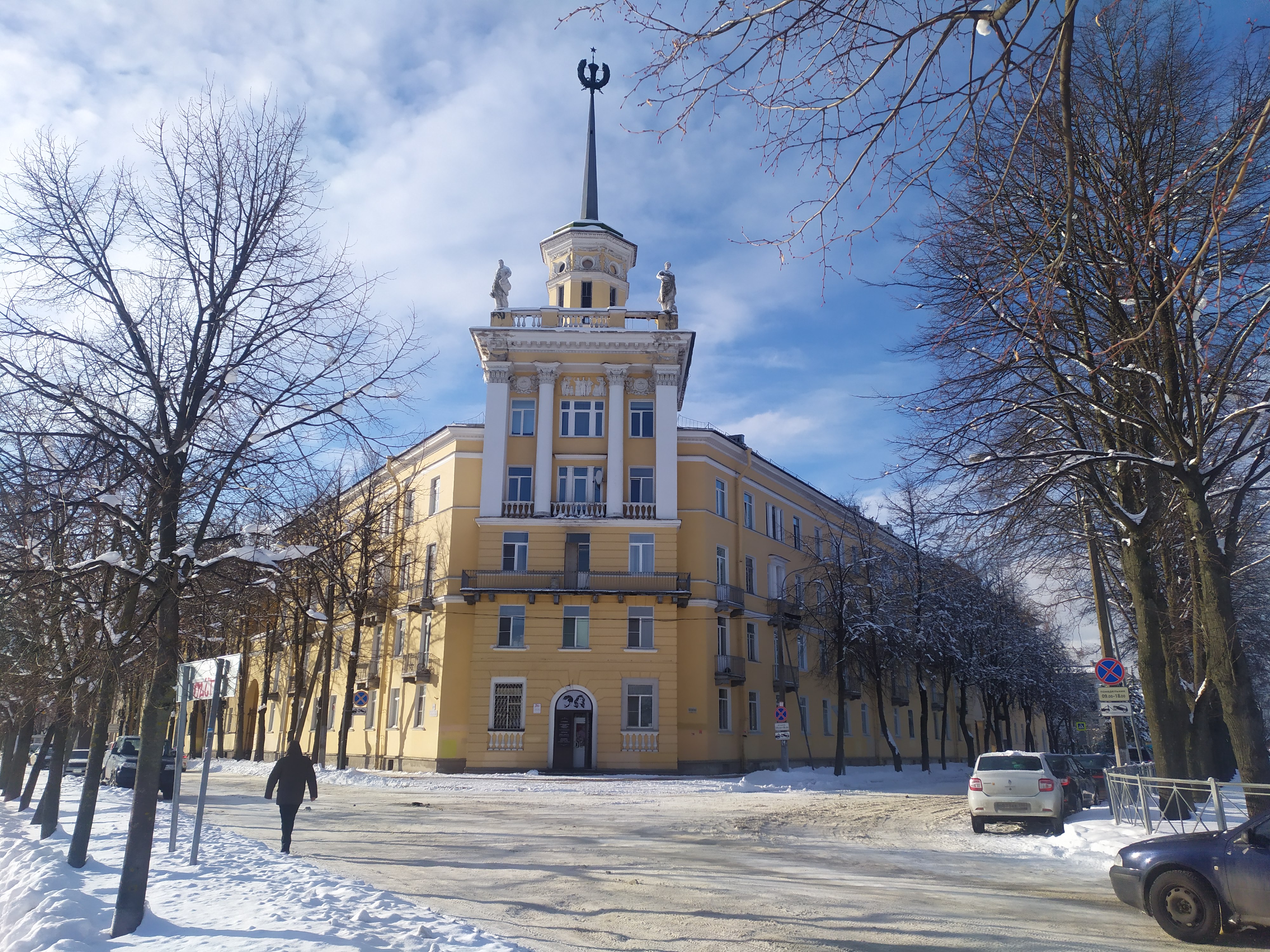 Колпино, Комсомольского наб. 28;19_2.JPG