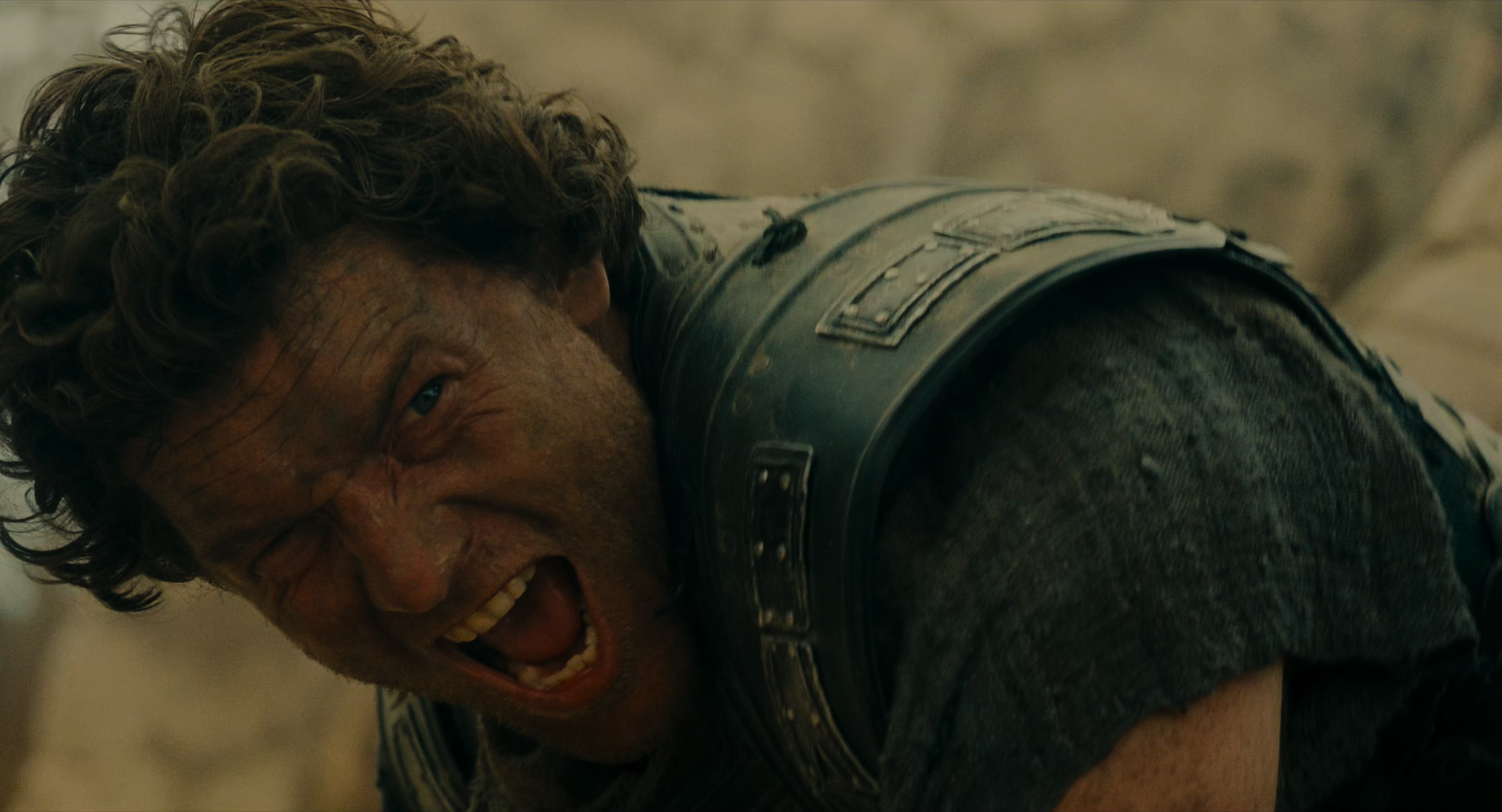 Wrath of the Titans (2012) BDRip 2160p-NVENC 10 bit [HDR].mkv_snapshot_00.12.50.770.jpg